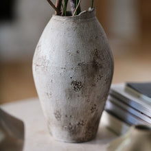 Load image into Gallery viewer, Zella Vase - Live Beautiful Home
